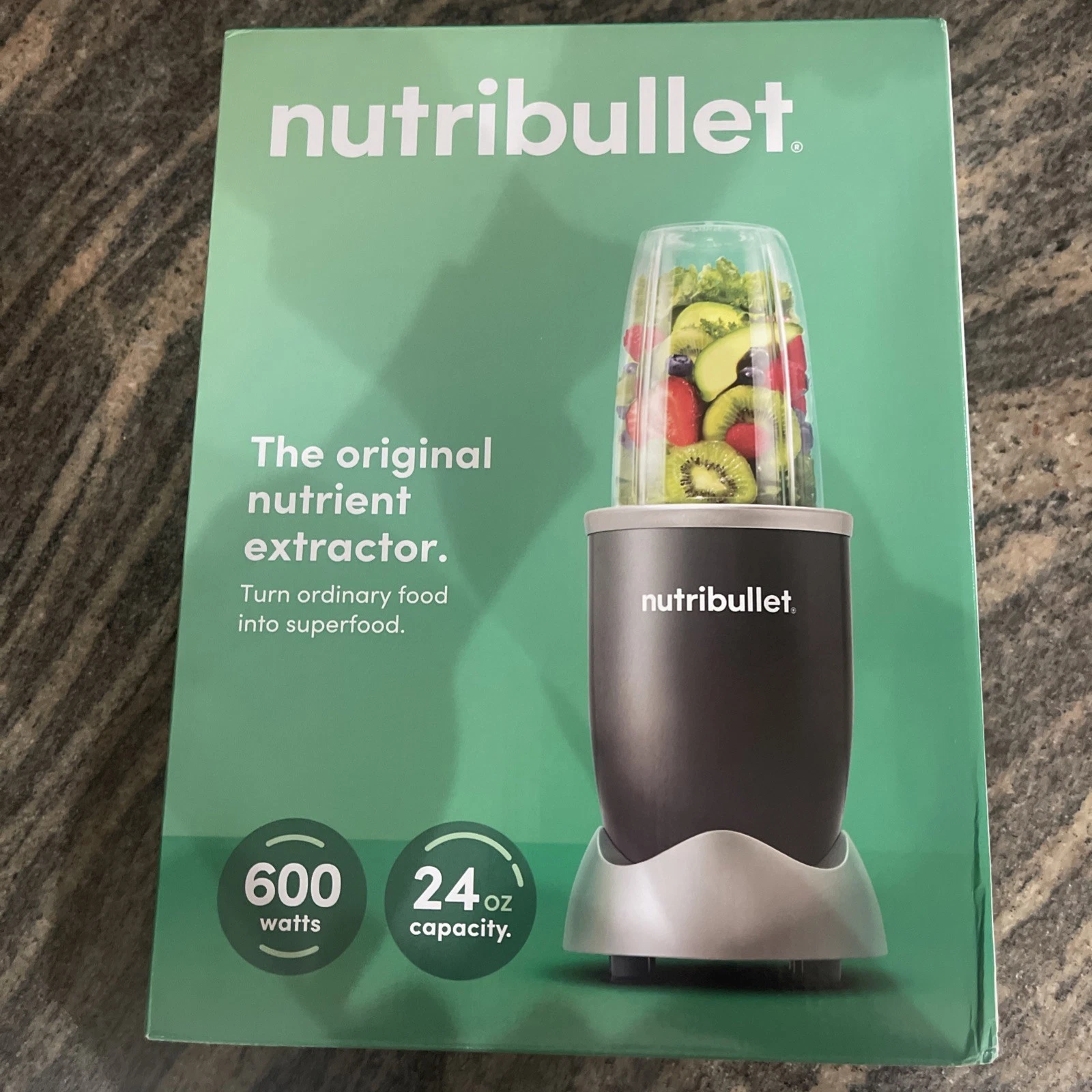NutriBullet 8-Piece Nutrition Extractor Blender Juicer, 600 Watt Brand New
Opens in a new window or
