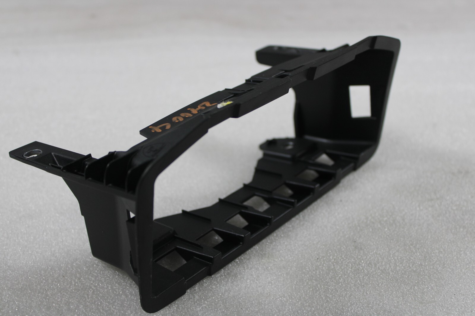 Lamborghini Huracan Spyder, Disc Drive Surround Bracket, Used P/N 4T7867489A