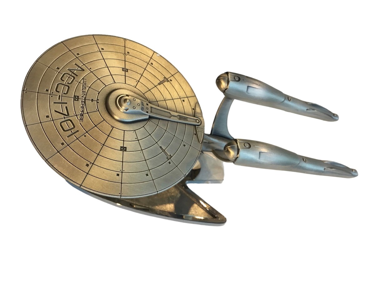 ダイキャストメタル製 U.S.S. ENTERPRISE The USS Enterprise NCC-1701 Star Trek™ Metal Earth Model Kit