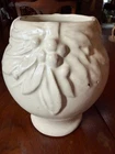 7" NELSON MCCOY POTTERY LEAVES AND BERRIES Planter Vase - White