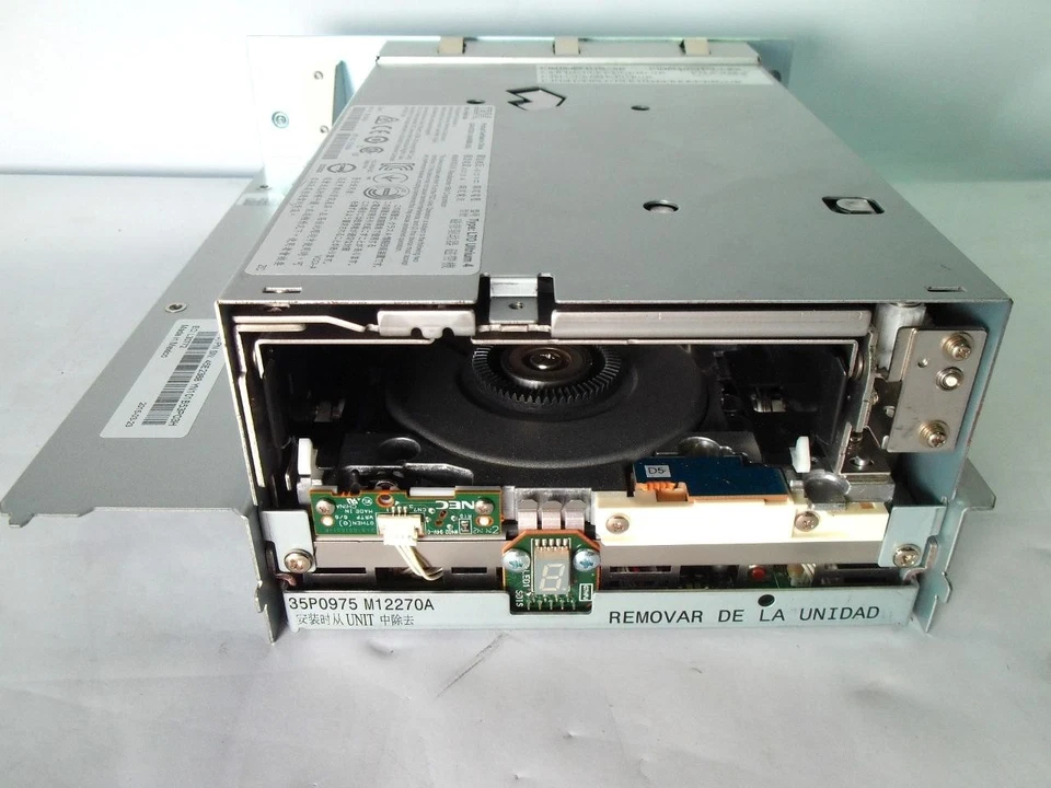 IBM LTO Ultrium 4Internal Tape Drive 95P5815 - Image 4 of 4