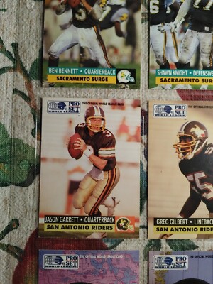 rare 1990 pro set football cards 1990 Pro Set World League Football 1-32 + Helmet Cards Rare Mint  Collectible!!