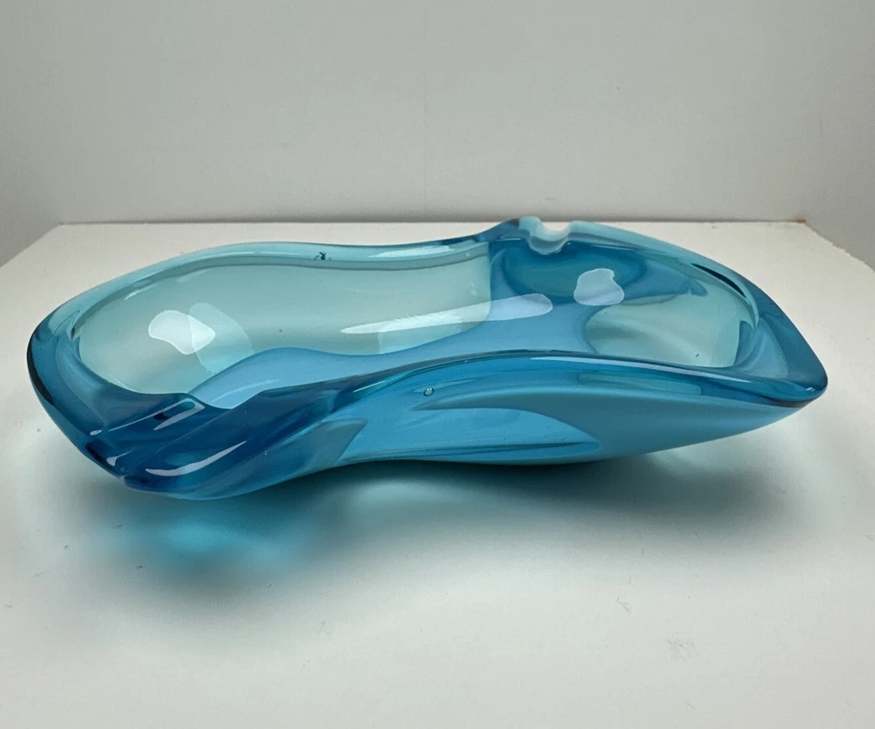 Sasaki Japanese Blue Cased Glass Small Bowl Ashtray Vintage - Image 4 of 4