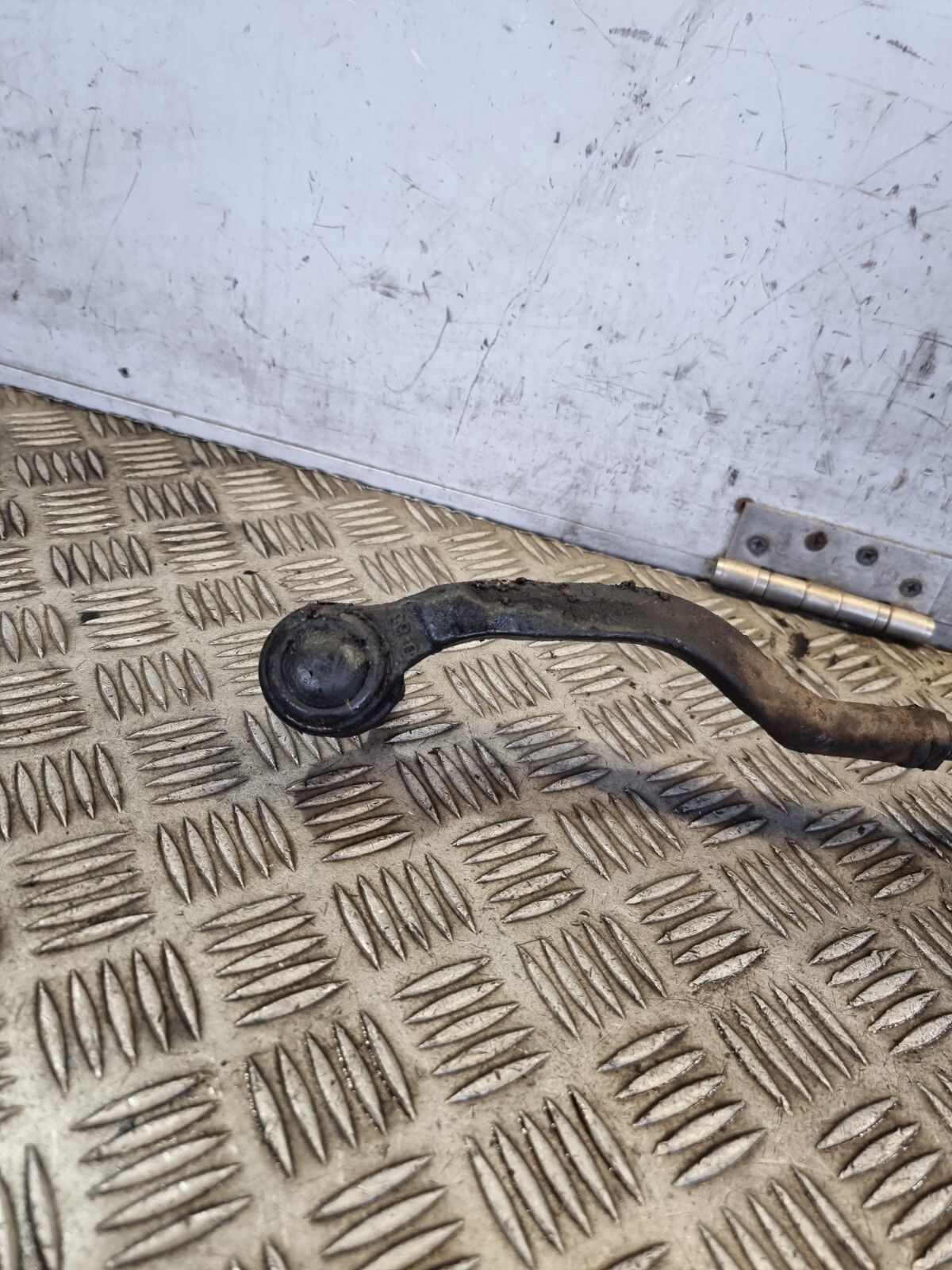 VAUXHALL VIVARO STEERING RACK TIE END RODS 93862070 2.0L DSL MANUAL VAN