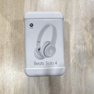 Beats by Dr. Dre Solo 4 Wireless Bluetooth On-Ear Headphones Gray