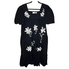 Vtg Go Softly Size Large House Dress Kaftan Mumu Embroidered Flora Boho Black