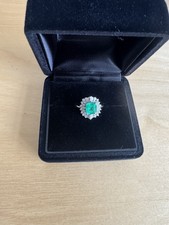 Preloved Emerald and Diamond Platinum Ring Size EU 53/US 6.5