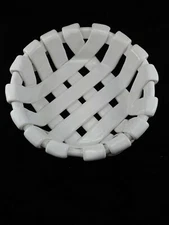 White Ceramic Woven Bread Basket Macy's Cellar Portugal Round 12.3" 2001