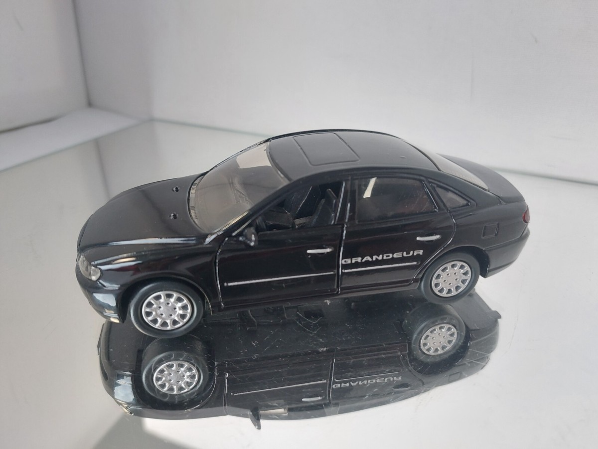 CM Toys C-M Toys Hyundai Grandeur In Black Promo 1:35 Korea Rare