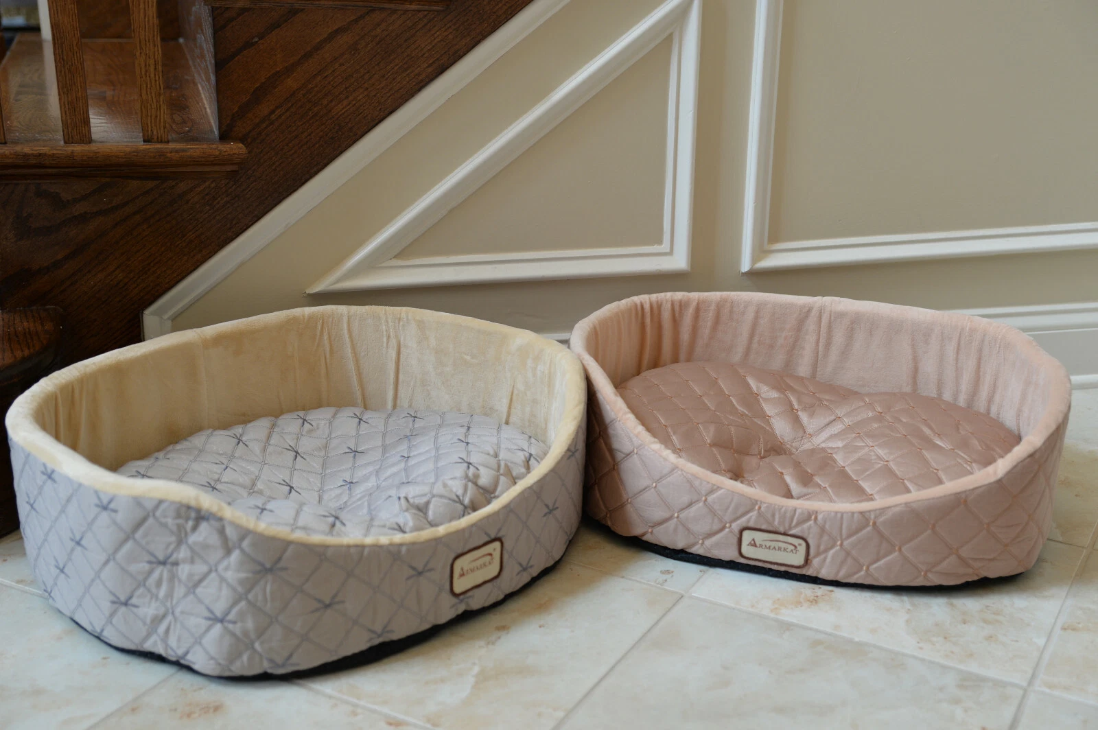 Armarkat Pet Dog Bed Round Oval Cuddle Nest Lounger Pet Bed，C35HFS/FS