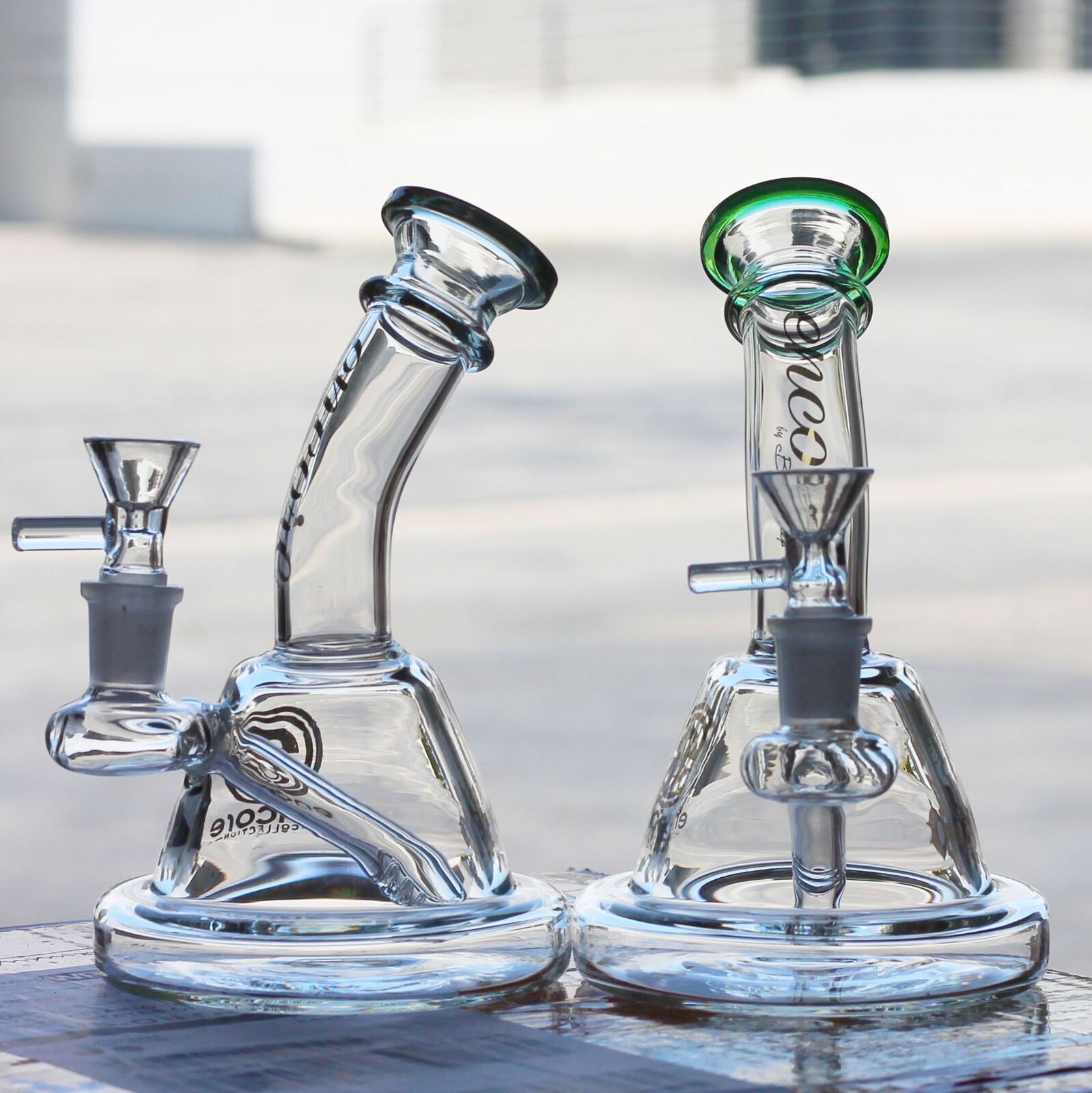 7 inch mini Ass. Color Puck Lip Bong Water Pipe Glass Hookah