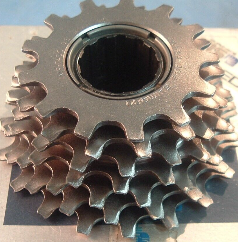 Shimano Dura Ace 13T-21T MF-7400 7-Vitesses SIS Route Freewheel-NEUF