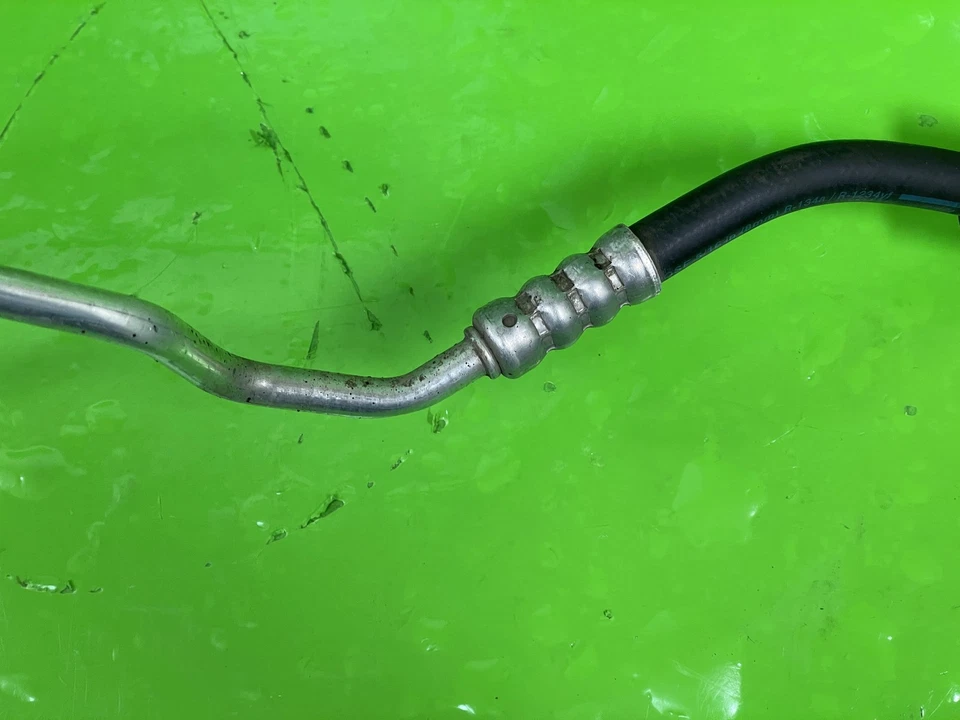 LAND ROVER DEFENDER L663 A/C AIR CON CONDITIONING PIPE 3.0 DIESEL 2020-2025 - Image 3 of 4