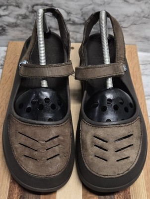 Crocs Troika Women's Sandals Size 11 Mary Jane Style Brown Suede Top Hook & Loop
