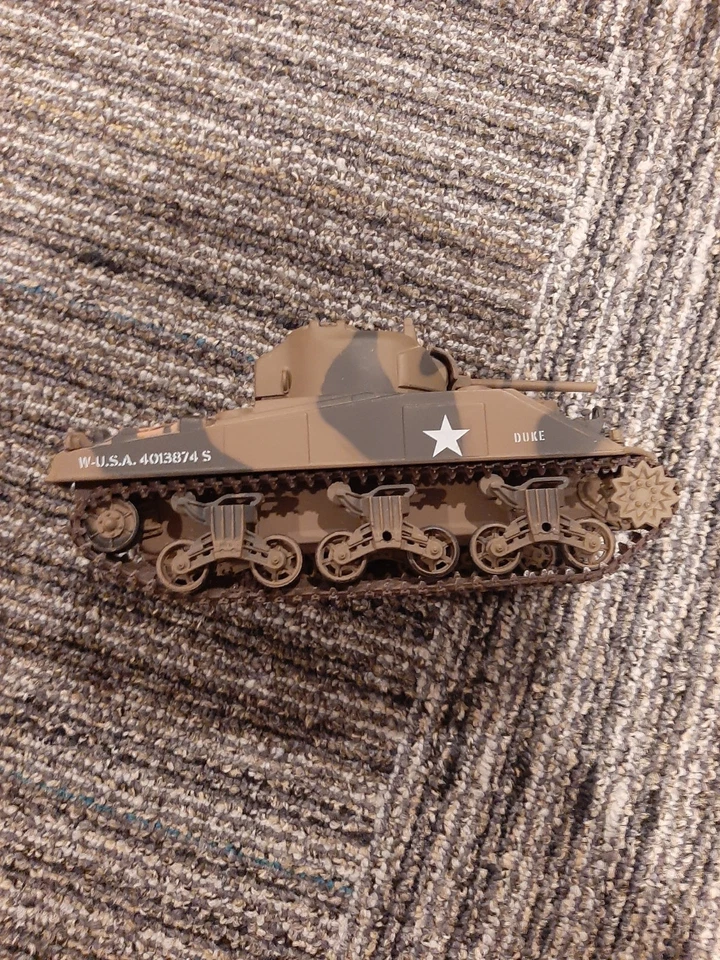 Exhibición de juguetes modelo tanque Sherman 2002 juguetes siglo XXI 1:32 1/32 plástico Foto 3 de 4