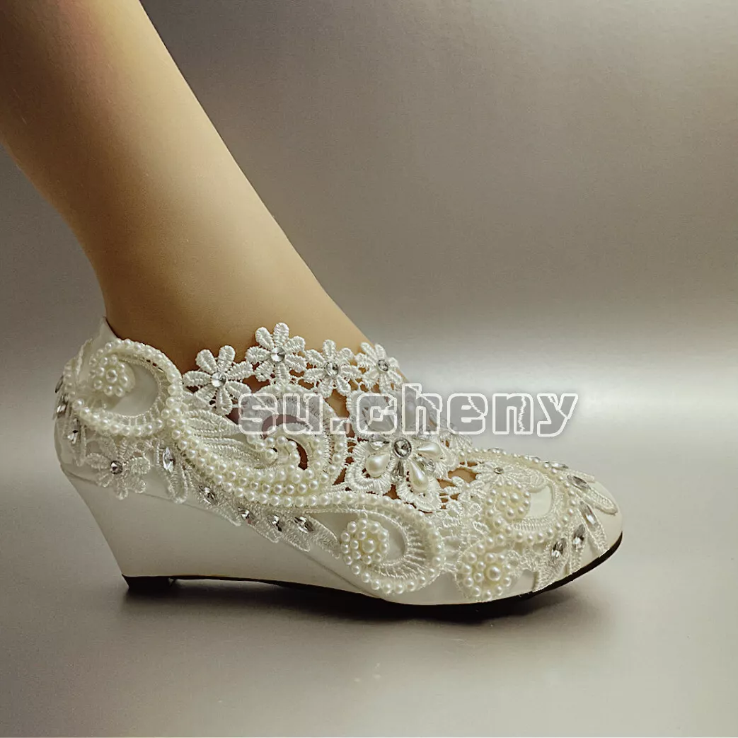 Sorbern White Flower Bohemian Wedding Shoes With Butterfly Appliques And  Blue Crystal Available In 5cm, 3cm And 8cm Flat Heels For Bridal, Mature  Bridesmaids And Girls From Plus_shoes_store, $20.48 | DHgate.Com