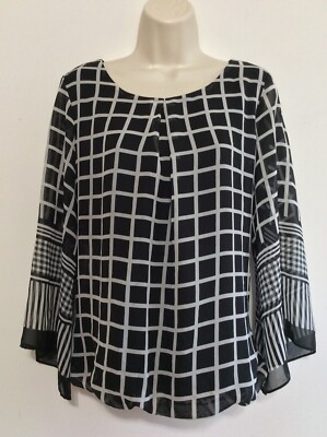 Woman s Apt 9 Top Blouse M Black White Check/ 3/4 Fluted Sleeve Puckered  Hem