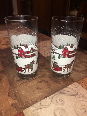 SET 2 LIBBEY WINTER VILLAGE CHRISTMAS HORSE DRAWN SLEIGH BUGGY 6 1/4'' GLASSES