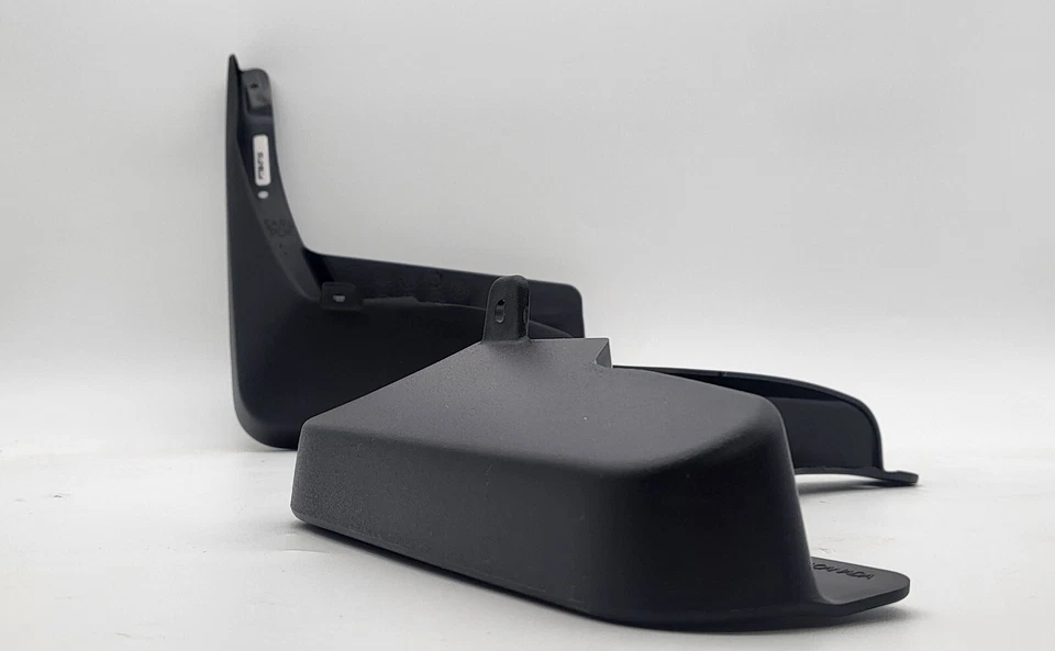 Toyota Venza 2009 - 2016 Mud Guard Flap Splash Set Genuine OEM OE — 第 2/4 张图片