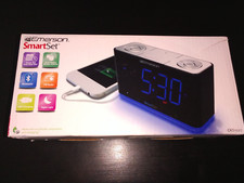 Emerson Smartset Radio Alarm Clock, 1.4" Blue LED Digital Display,usb