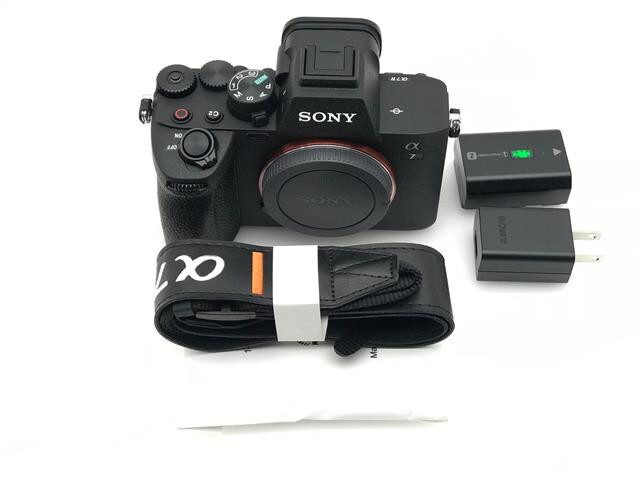 Sony Alpha 7 IV Full-Frame Mirrorless Camera with Interchangeable Lens ILCE7M4/B