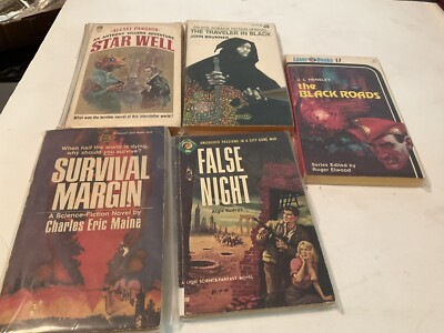 Lot Of  5 Vintage Sci Fi Paperbacks John Brunner Alvis Budrys