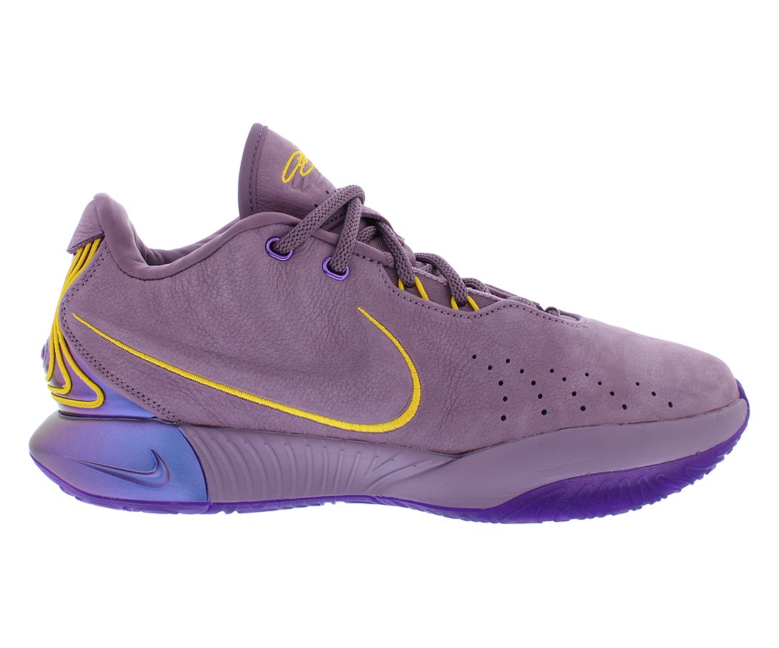 Nike Lebron21 lakers 即完カラー バッシュ 新品 Nike Lebron21 lakers 即完カラー バッシュ 新品 NIKE LEBRON 21