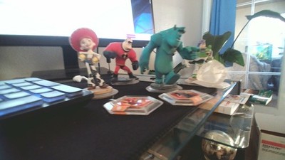 toys to life Disney infinity Wii accessory's