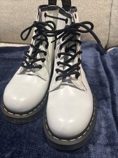 Doc Dr Martens 11821 Women's US 8 EU 39 White Leather Combat Boots Lace-up  NEW