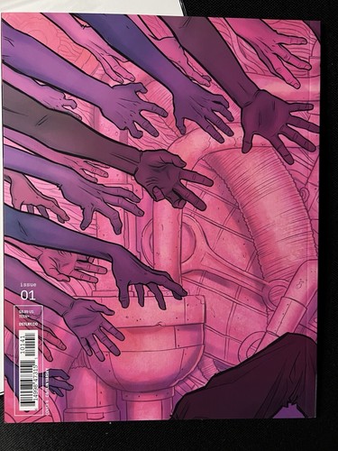 2 DSTLRY books: WARM FUSION Ponticelli Cover #1B + GONE #1 Yarsky Cover #1N - Picture 5 of 5