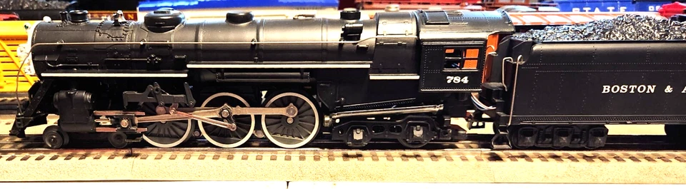 Lionel 8606 784 HUDSON LOCO AND TENDER IN EXCELLENT CONDITION IN ORIGINAL BOX. - Image 2 of 4