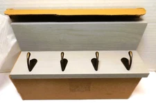 Hronrad Key Holder / New in White Color