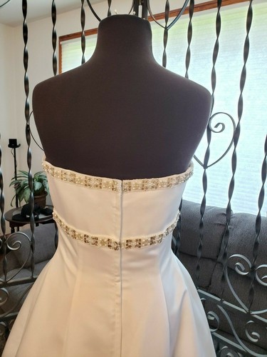 Wedding Gown White Strapless Satin Empire Princess Gown A-Line Ball Skirt Sz 10 - Picture 6 of 6