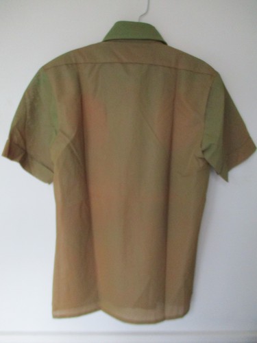 Quality by Hidaco Men's Size S Green Brown Solid Short Sleeve Button-Front Shirt - Picture 11 of 12