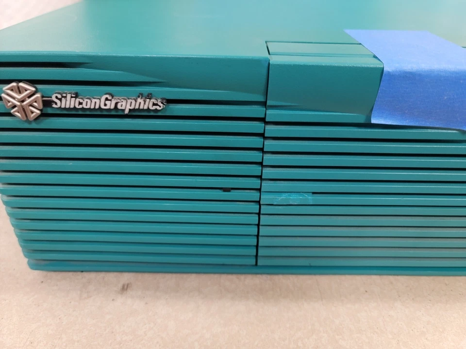 Silicon Graphics Indigo 2 Workstation Computer Vintage Boots no fully Tested - Image 2 of 4
