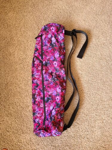 Lululemon Get Rolling Yoga Mat Bag. 17L. In Bloom.