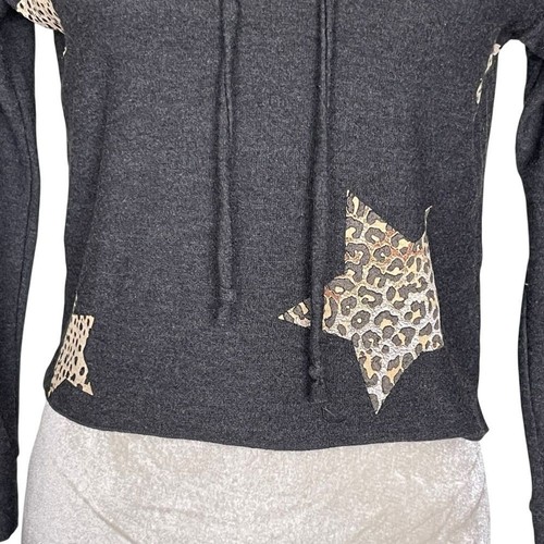 Chaser Leopard Animal Print Star Print Gray Hoodie Women’s Size XS Cropped - Picture 4 of 9