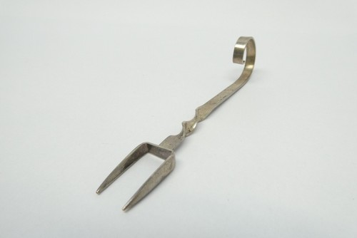 Vintage Used Decorative Twisted Sterling Silver Oyster Olive Fork Utensil - 第 5/7 張圖片