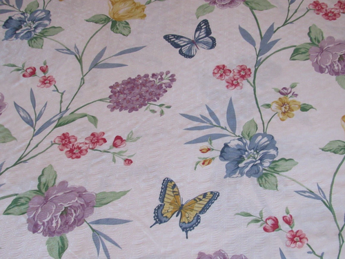 Vtg Sleepwell Inc Multi-Color Flowers & Butterflies Ruffled Bedspread 96"X110" - Picture 2 of 16