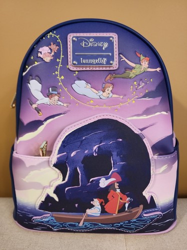 Mini zaino Loungefly Disney Peter Pan Skull Rock esclusivo NYCC NUOVO - Foto 2 di 13