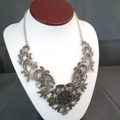 Women's Statement Necklace Silver Tone Floral Bib Pendant Trace Chain Link 20''