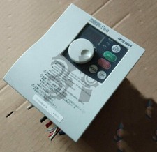 1Pcs Mitsubishi Inverter FR-S520E-2.2K 2.2KW 220V Used