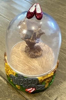 The Wizard Of Oz It's A Twister Hallmark Ornament Magic Sound Motion 2013 No Box