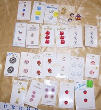 60 boutons nouveauté la plupart encore sur cartes : Peter Rabbit, trains, canards, hiboux, etc.
