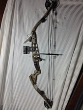 Darton Maverick Compound Bow Left Handed Nice Extras!