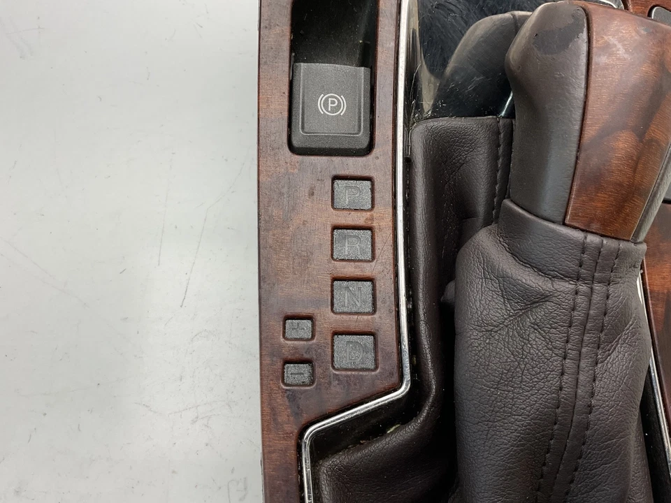 Buick Lacrosse 2012 2013 consola central palanca de cambios bisel 09055716 OEM Foto 4 de 4