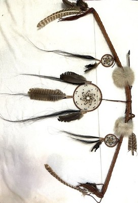 NATIVE AMERICAN INDIAN HAND CRAFTED BOW AND ARROW + Dream catcher Wall Decor