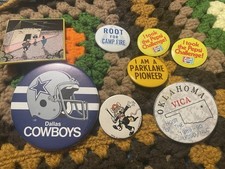 Vtg 80/90s Button Lot - Dallas Cowboys, Chuck E Cheese, Pepsi, Spy vs Spy