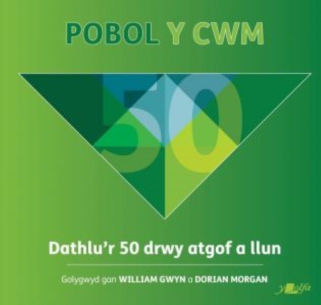 50 Pobol y Cwm by Y Lolfa (Paperback Book)