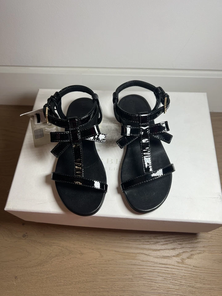 Burberry Niños Niñas Verano Charol Negro Sandalias Zapatos Talla 27 CAJA NUEVA Foto 3 de 4